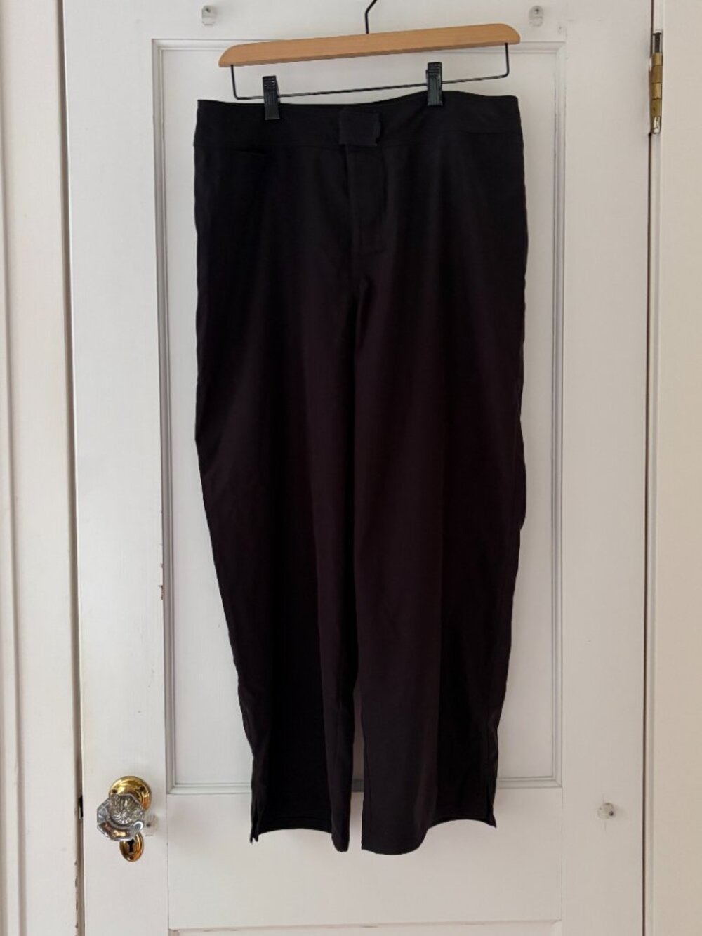 Pataloha Patagonia Women's Black Wide Leg Crop Pants Slits Size 12 - Picture 7 of 10